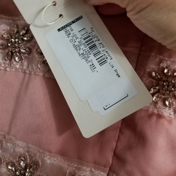 🍒NWT🍒 FL&L BEADED MIDI DRESS - Picture 8 of 8